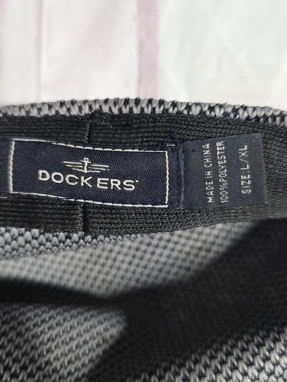 Dockers Black and Gray Knit Driver Flat Cap - Picture 3 of 4